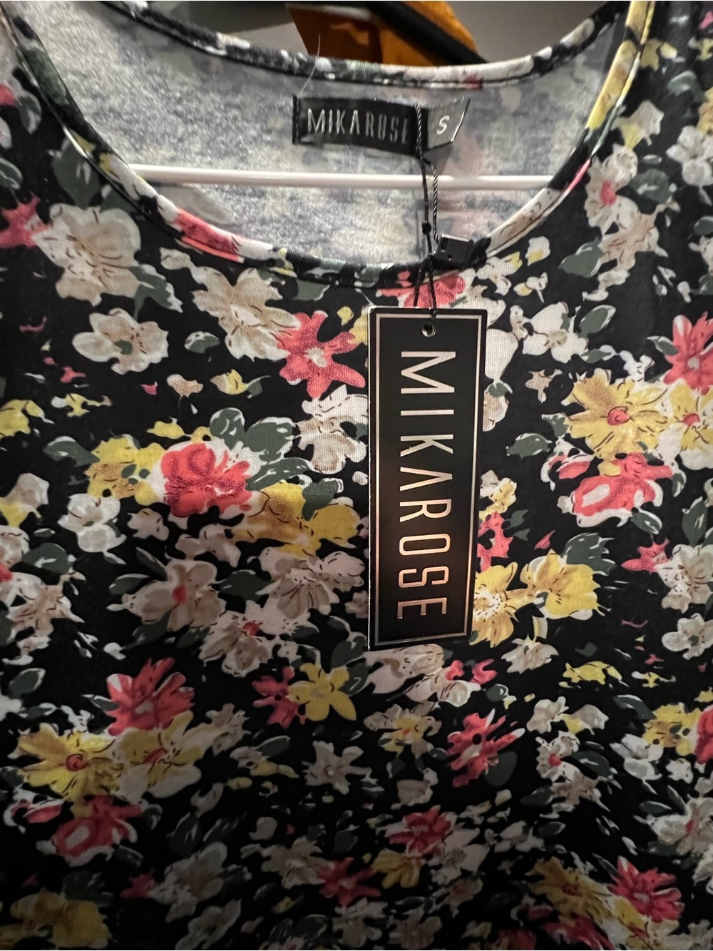 Mikarose Black Floral Short-Sleeve Midi Dress - Picture 2 of 2